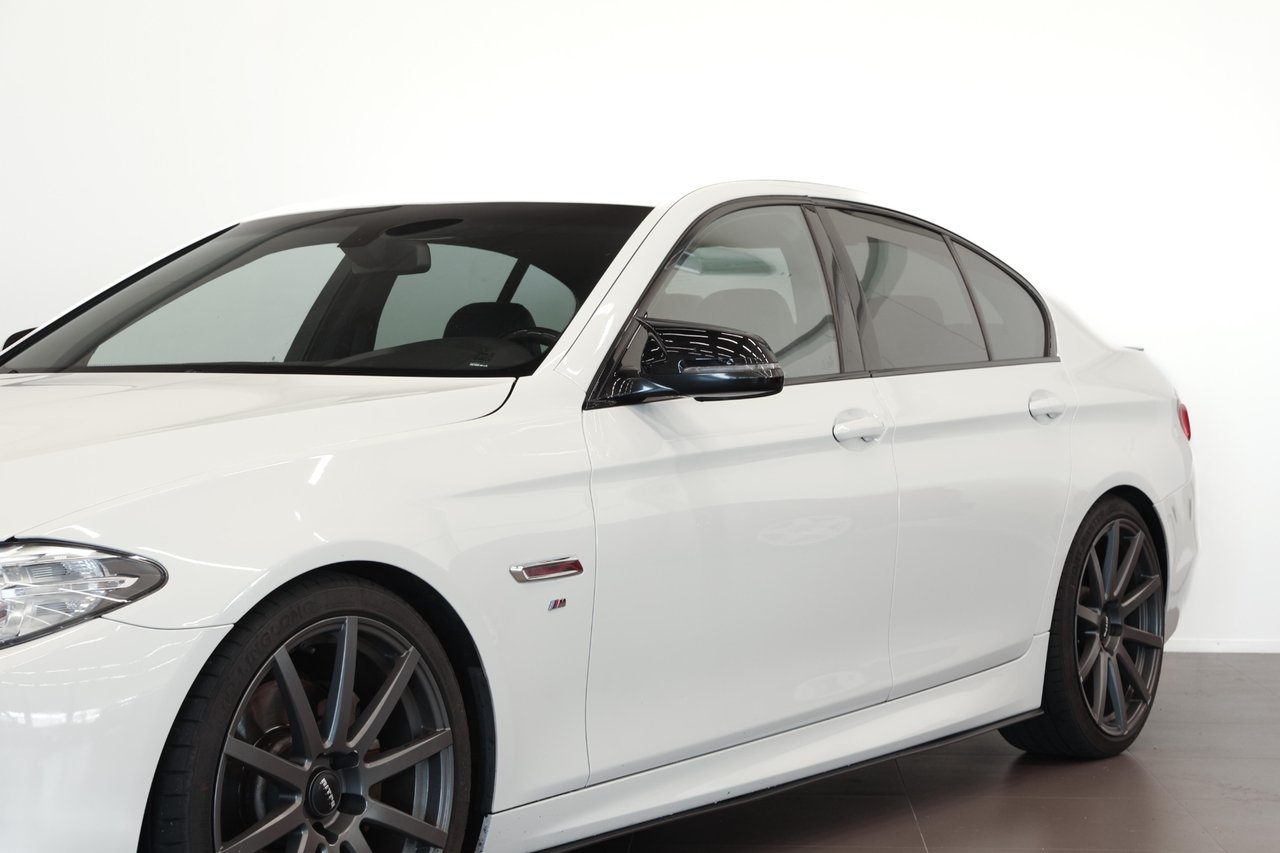 BMW 530 d M-Sport xDrive Sedan 2015, bild 2/10