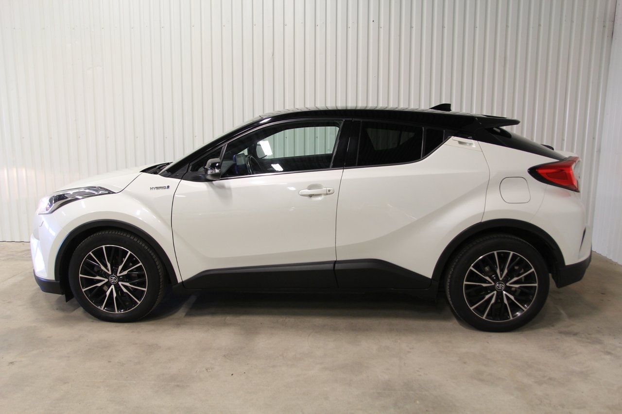 Toyota C-HR Hybrid CVT Nyservad hos 2017, bild 3/10