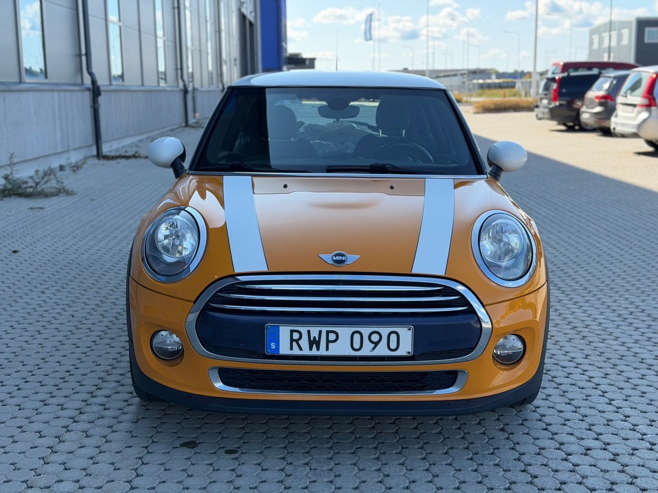 MINI Cooper D 3-dörrars Euro 6 2015, bild 7/10