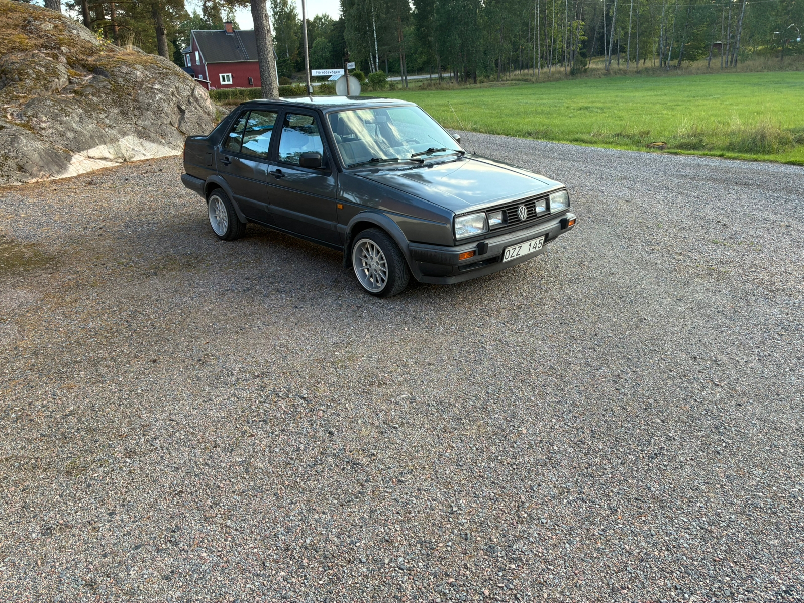 Volkswagen Jetta 4-dörrar 1.8 Manual 1989, bild 2/8