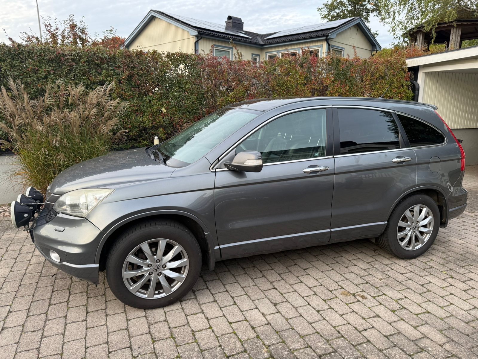 Honda CR-V 2.2 i-DTEC 4WD Automatisk 2011, bild 2/8