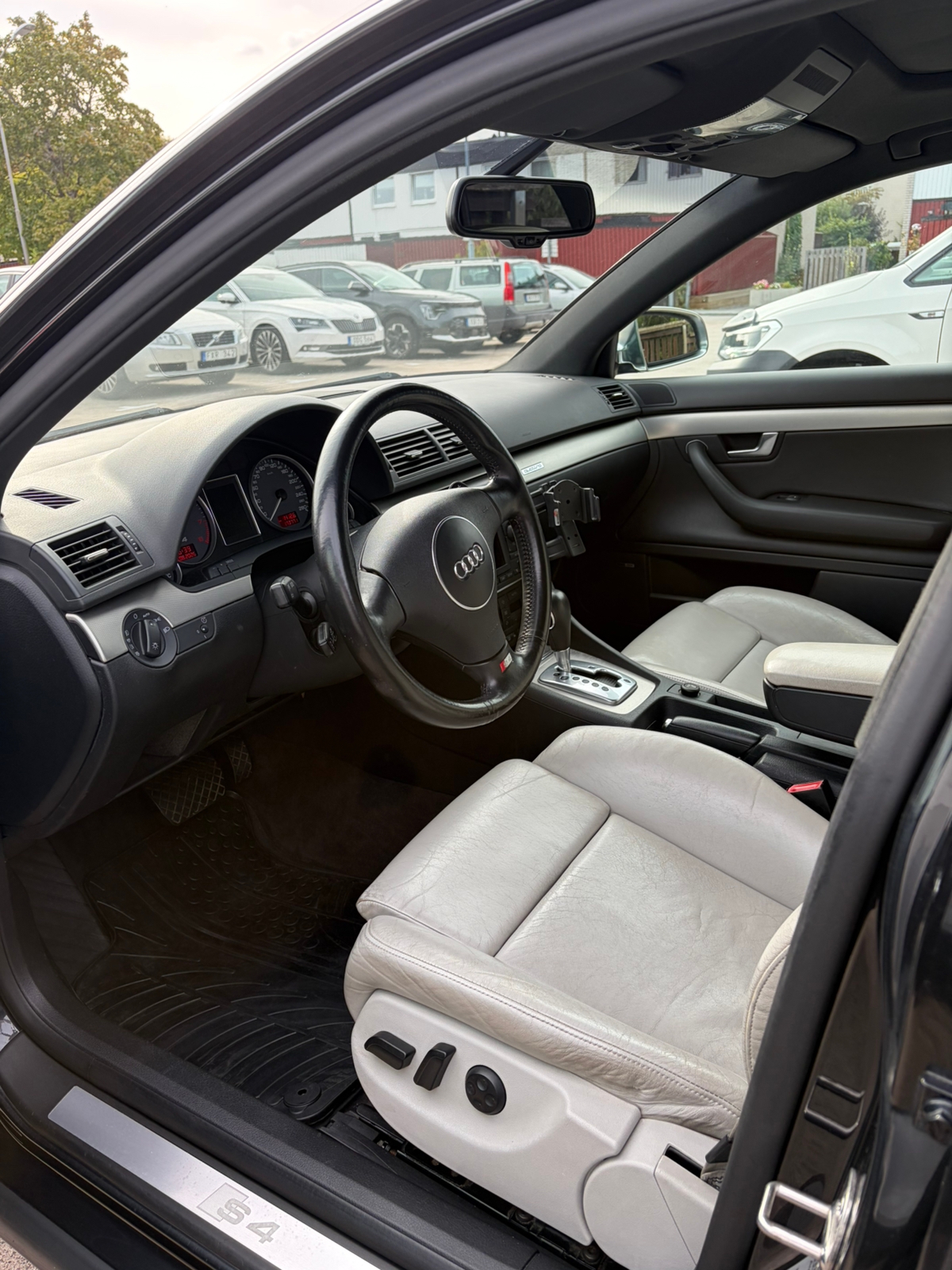 Audi S4 Sedan 4.2 V8 quattro TipTronic 2004, kuva 7/10