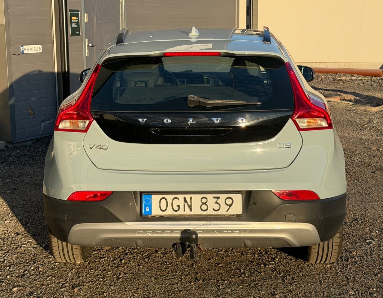 Volvo V40 Cross Country 2017, photo 7/10