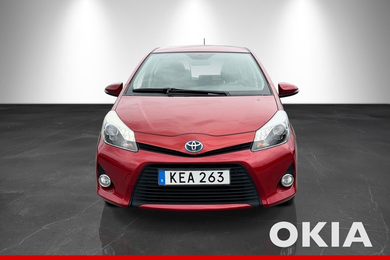 Toyota Yaris Hybrid e-CVT Active 2013, bild 7/10