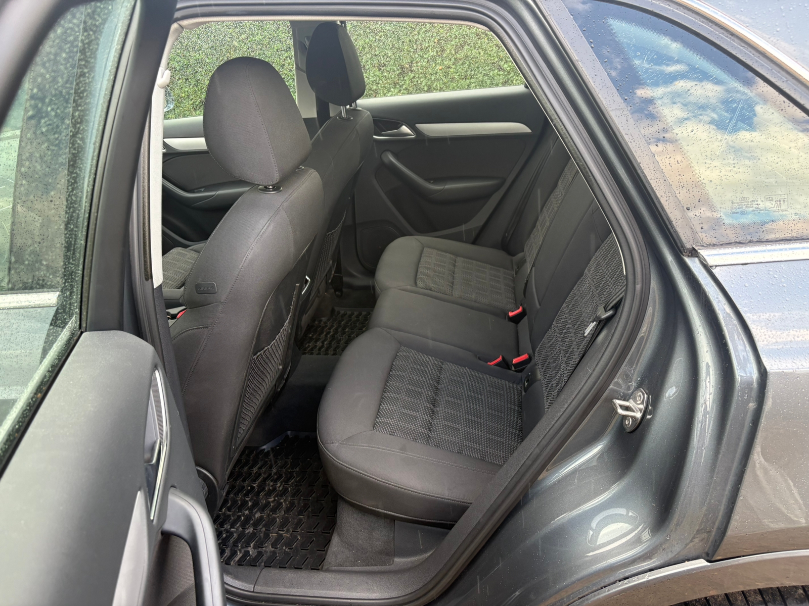 Audi Q3 2.0 TDI quattro S Tronic 2018, bild 7/8