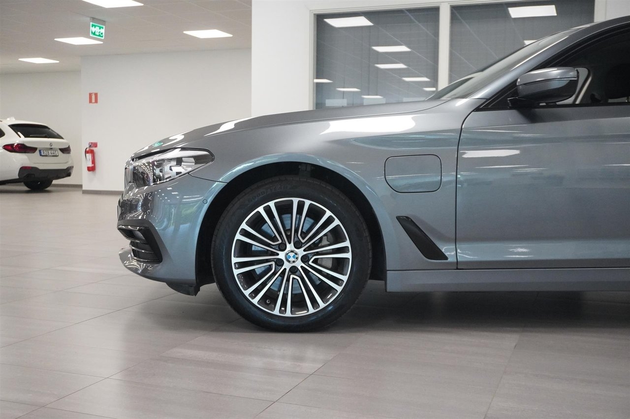 BMW 530 2020, photo 3/10