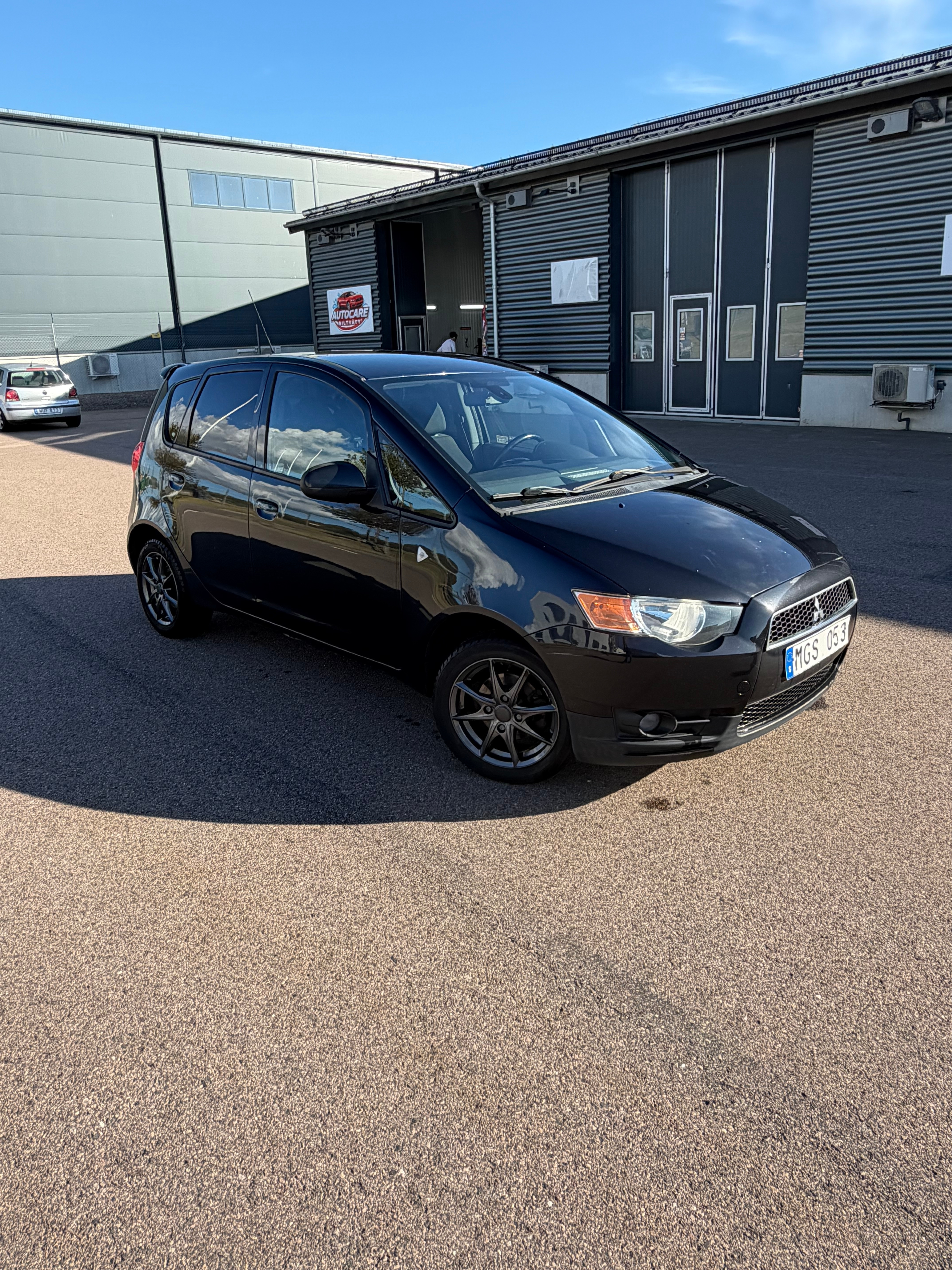 Mitsubishi Colt 2011, bild 2/4