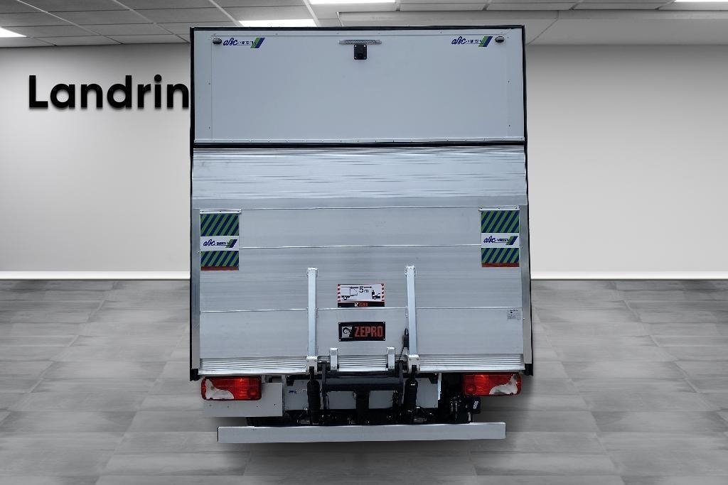 Mercedes-Benz eSprinter 2026, bild 7/10