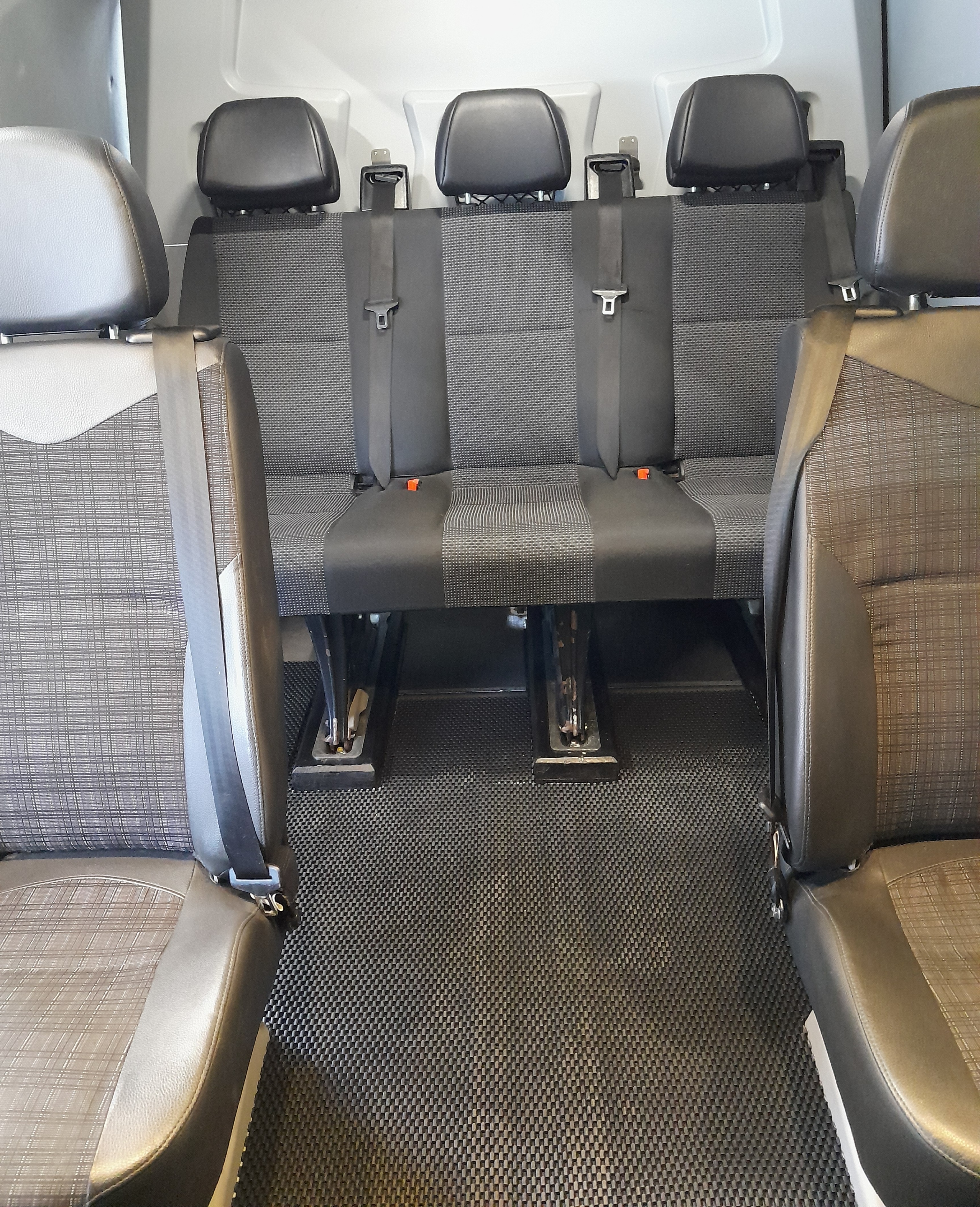 Mercedes-Benz Sprinter 2015, bild 7/8