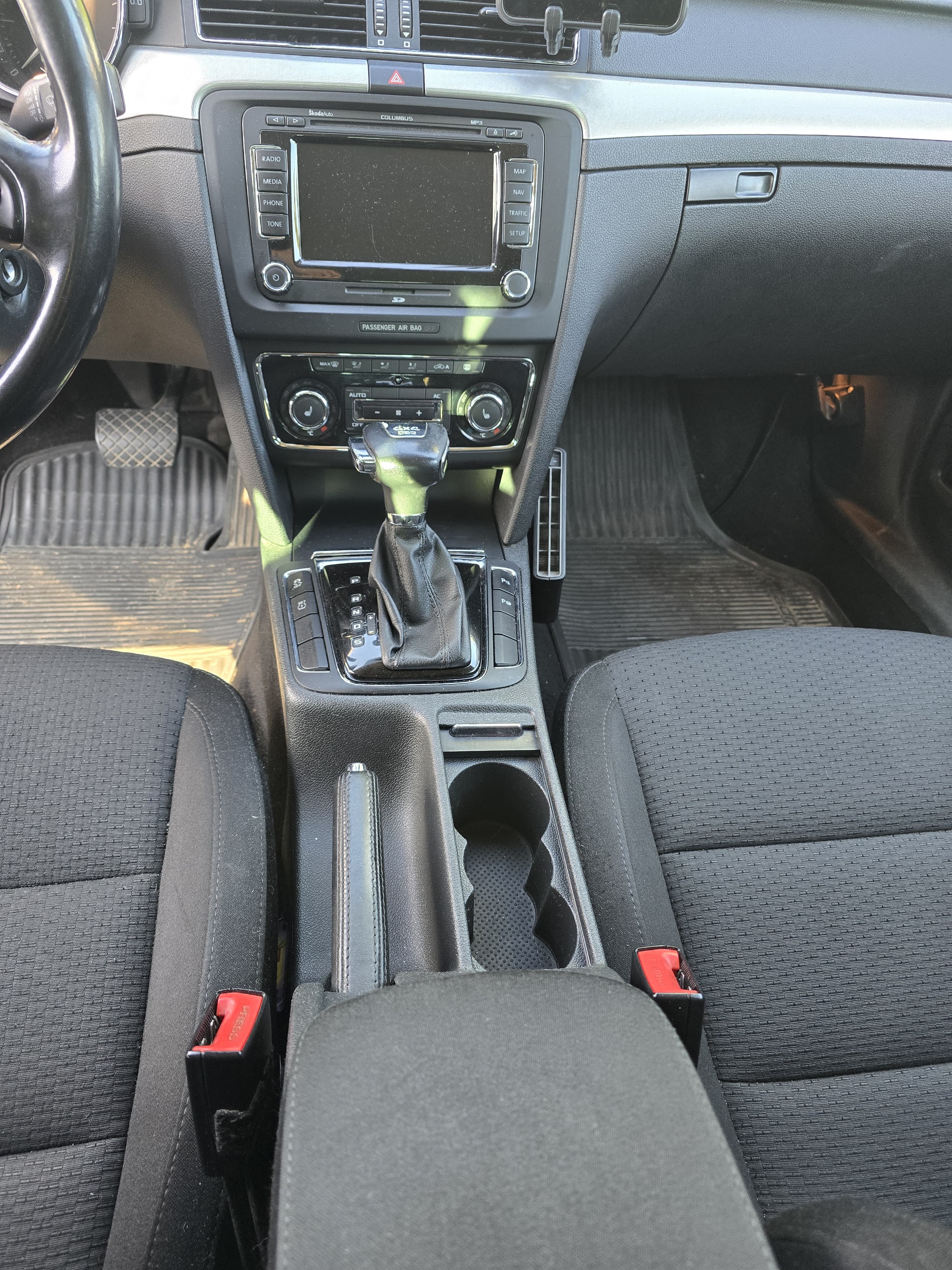 Skoda Superb 2012, kuva 7/7