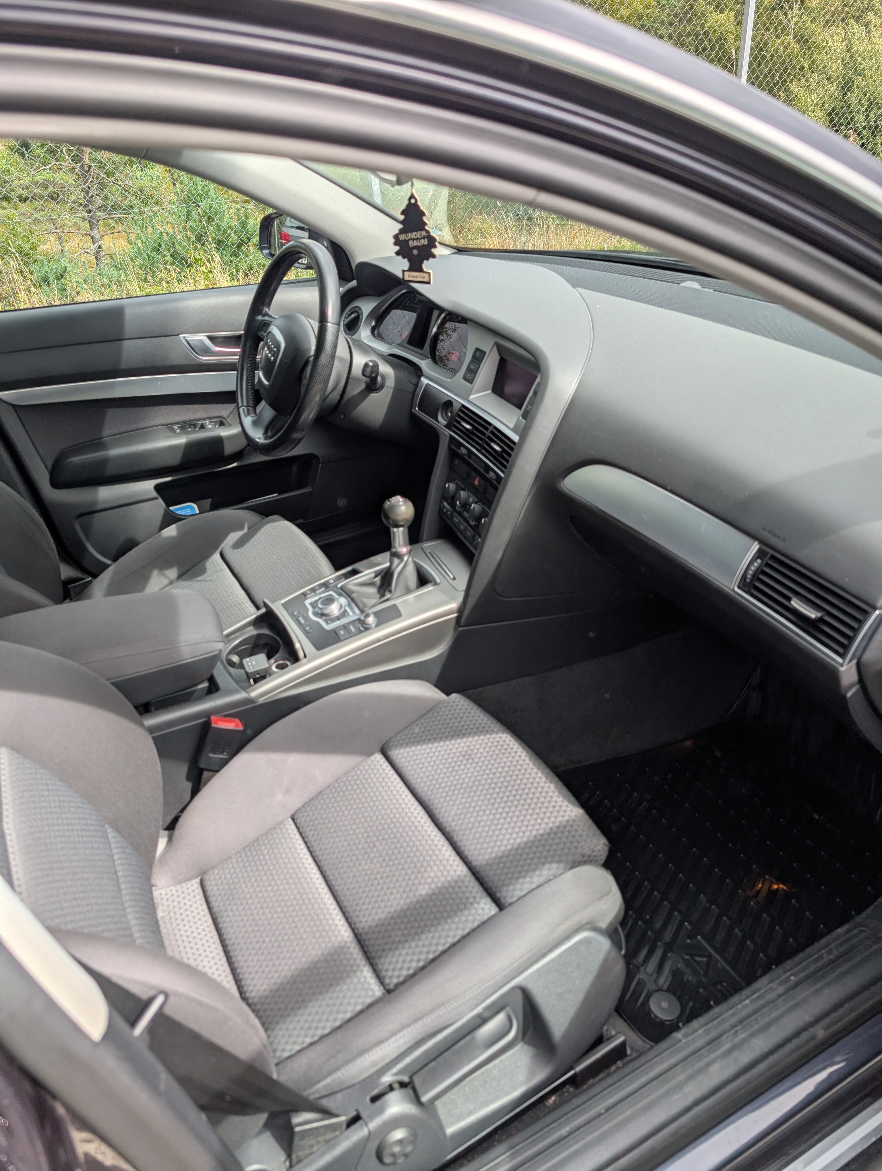 Audi A6 Avant 2.0 TDI Manuell 2008, bild 6/7