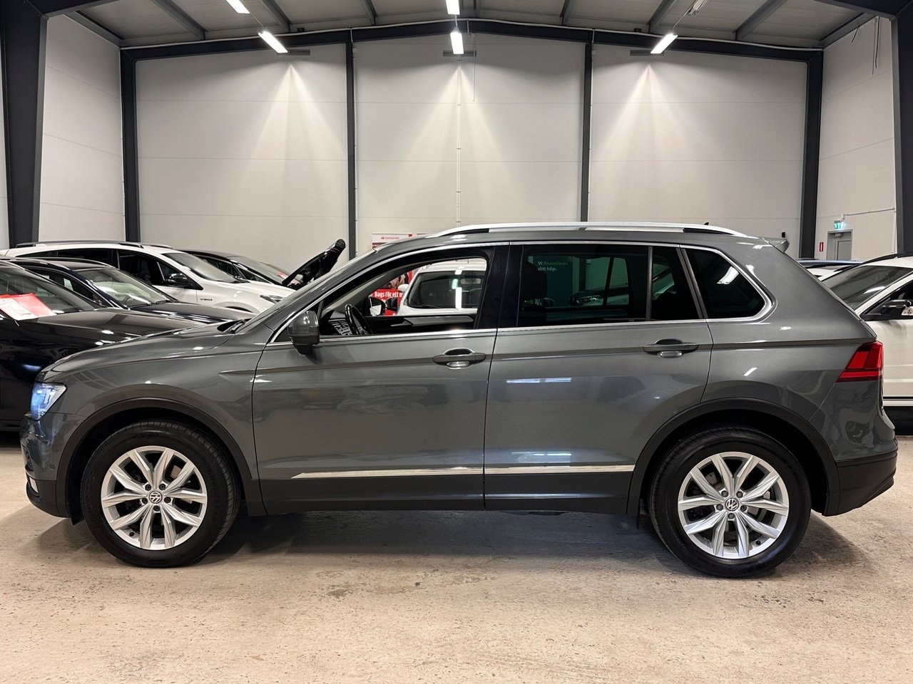 Volkswagen Tiguan 2019, bild 7/10
