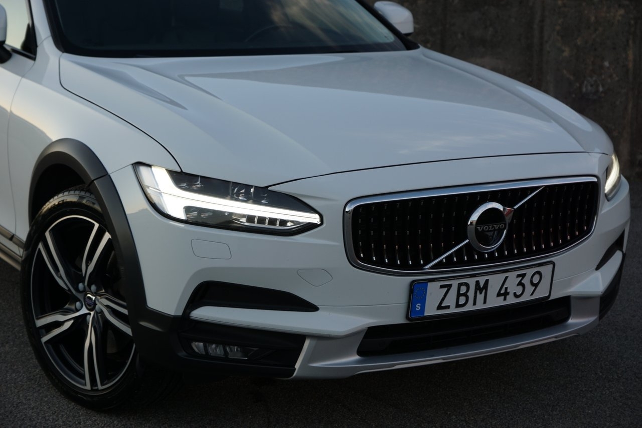 Volvo V90 Cross Country 2018, kuva 3/10