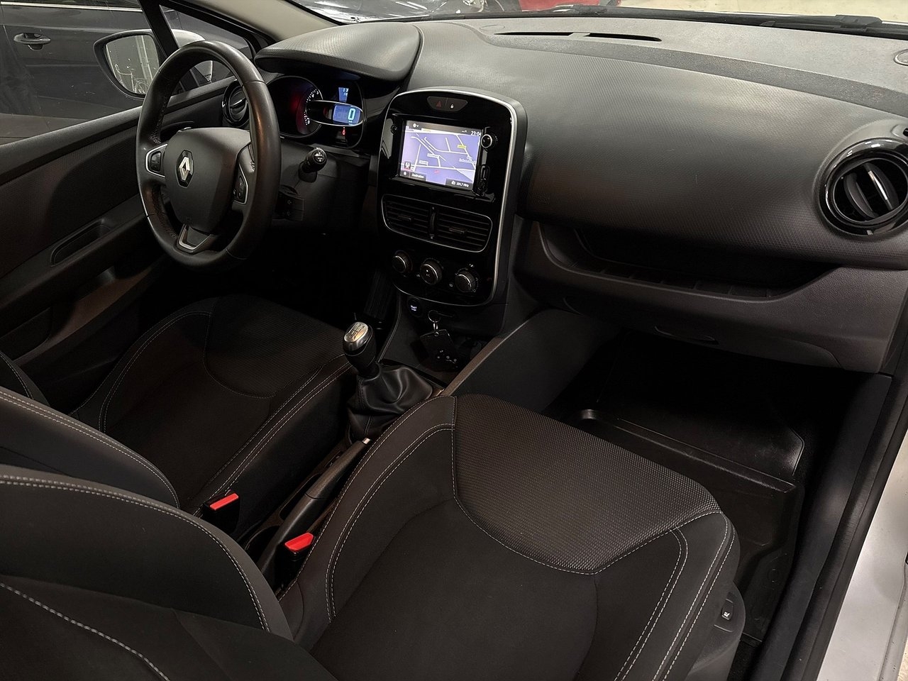 Renault Clio 2018, bild 7/21