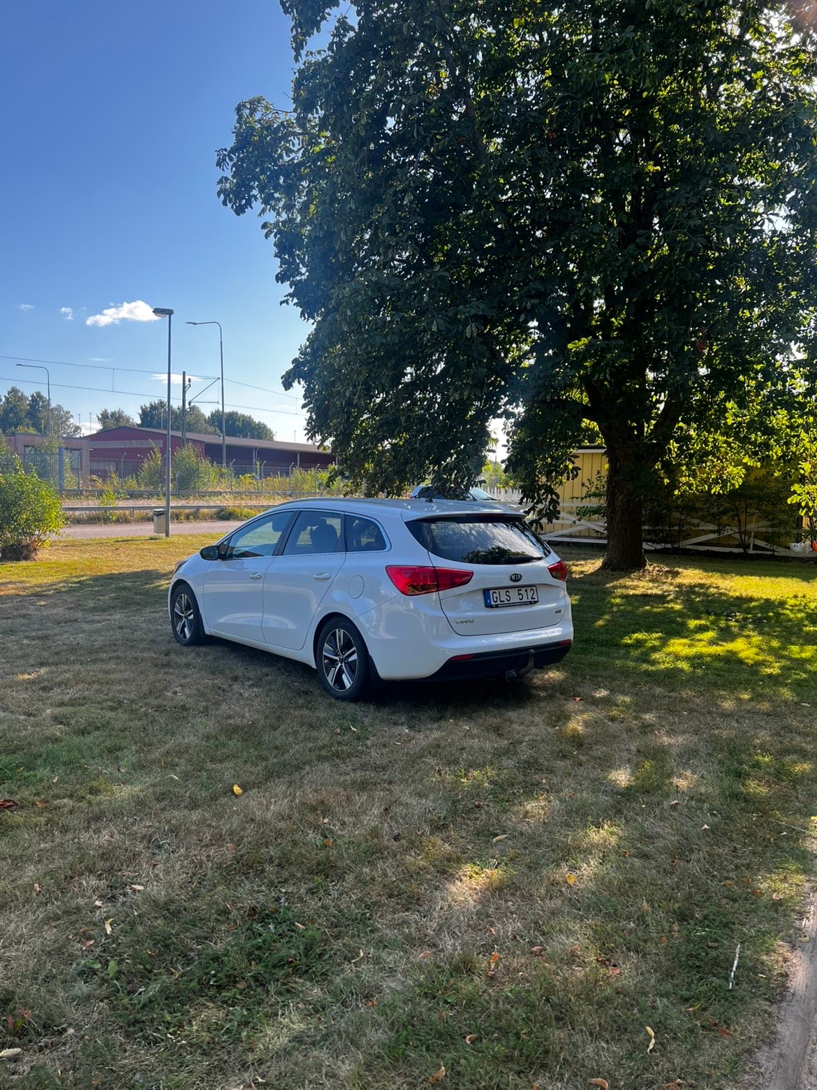 Kia Ceed _sw 1.6 CRDi Manuell 2013, bild 3/6