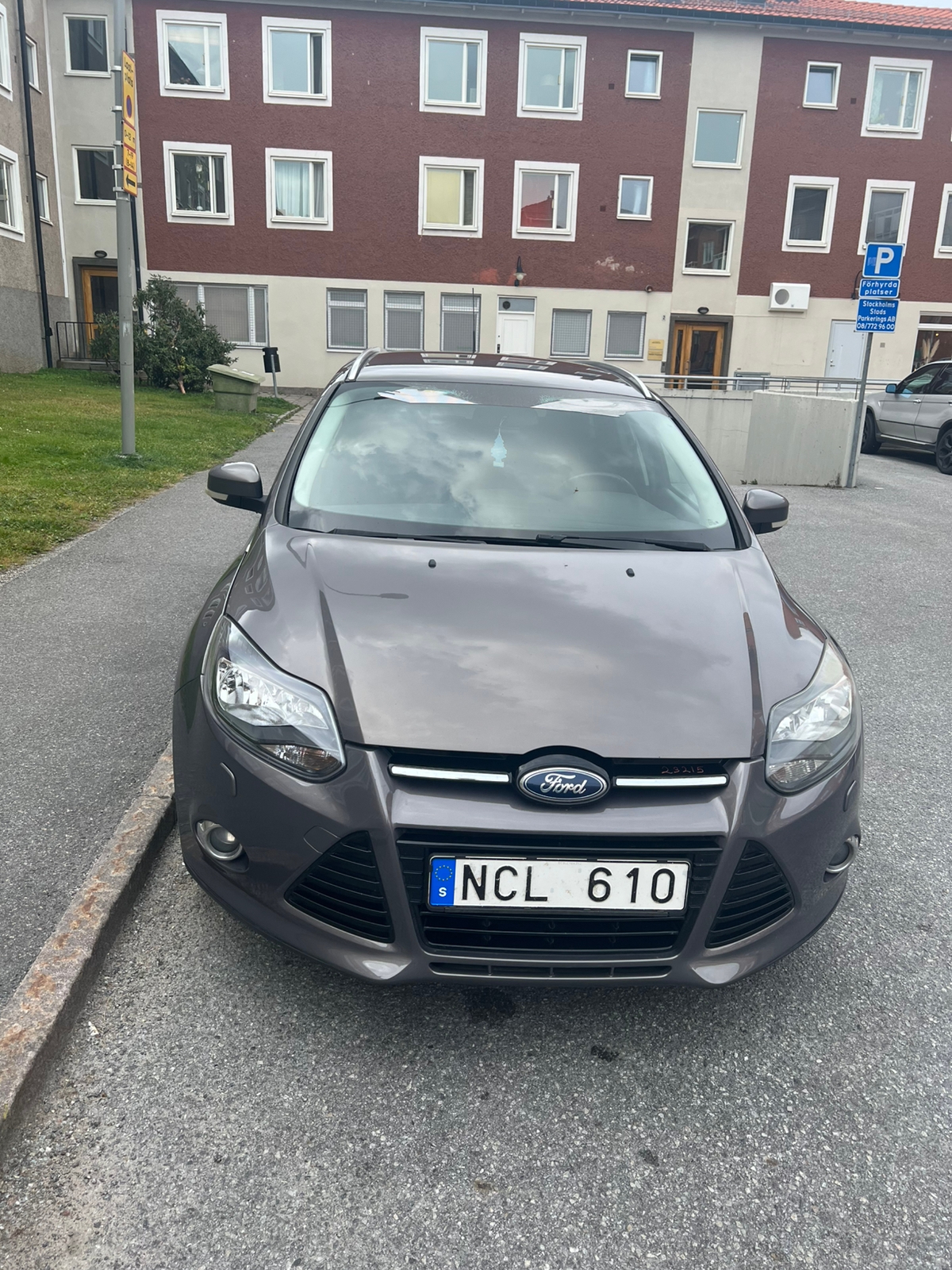 Ford Focus Kombi 1.0 EcoBoost Manuell 2013, bild 4/6