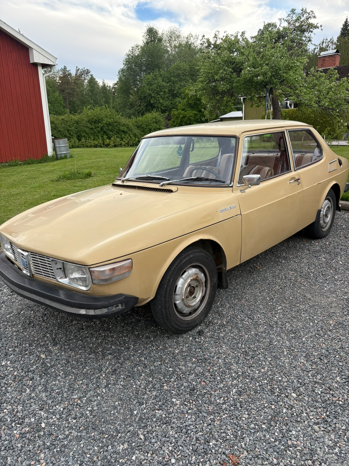 Saab 99