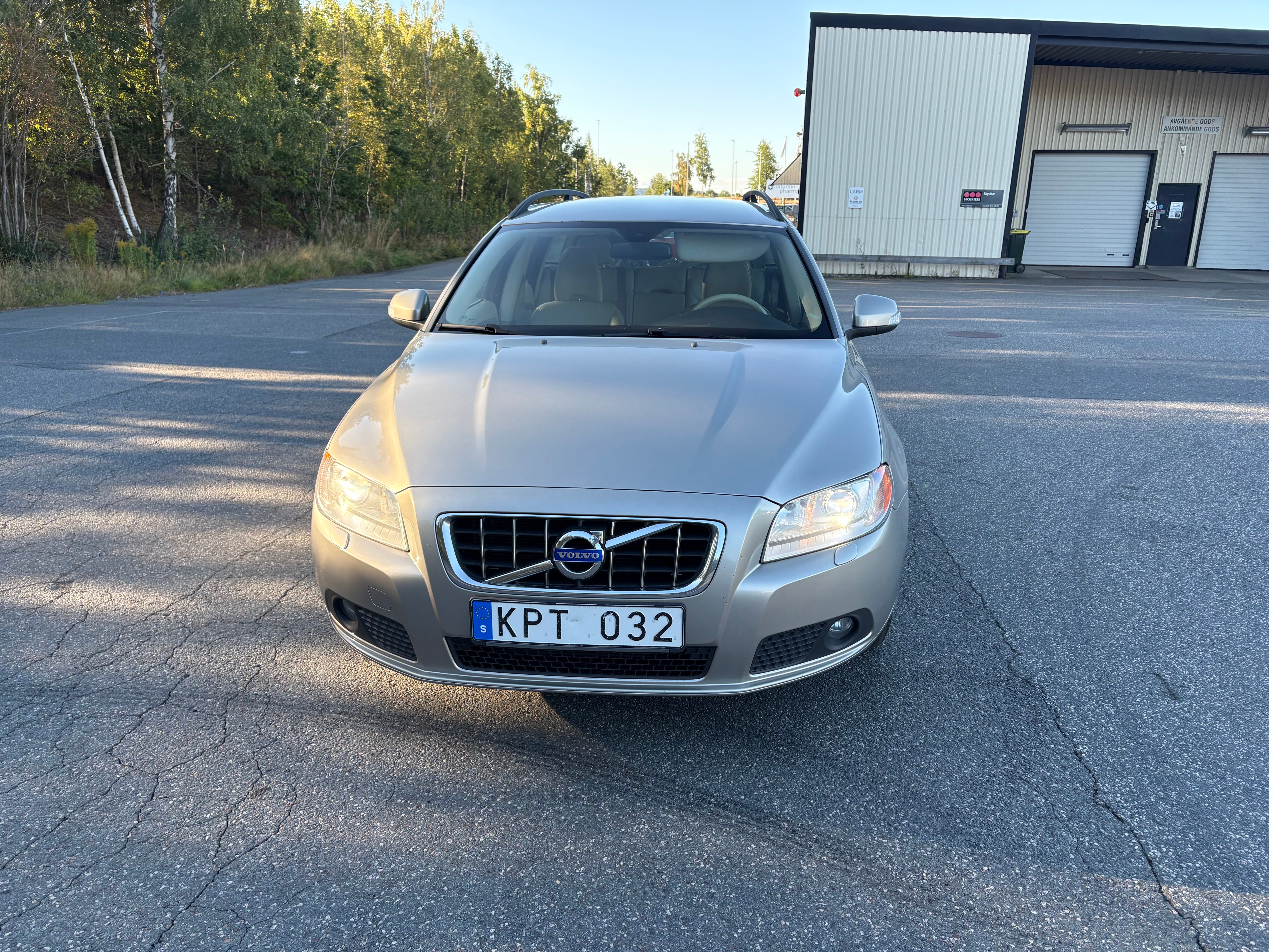 Volvo V70 D3 Manuell 2011, bild 6/10