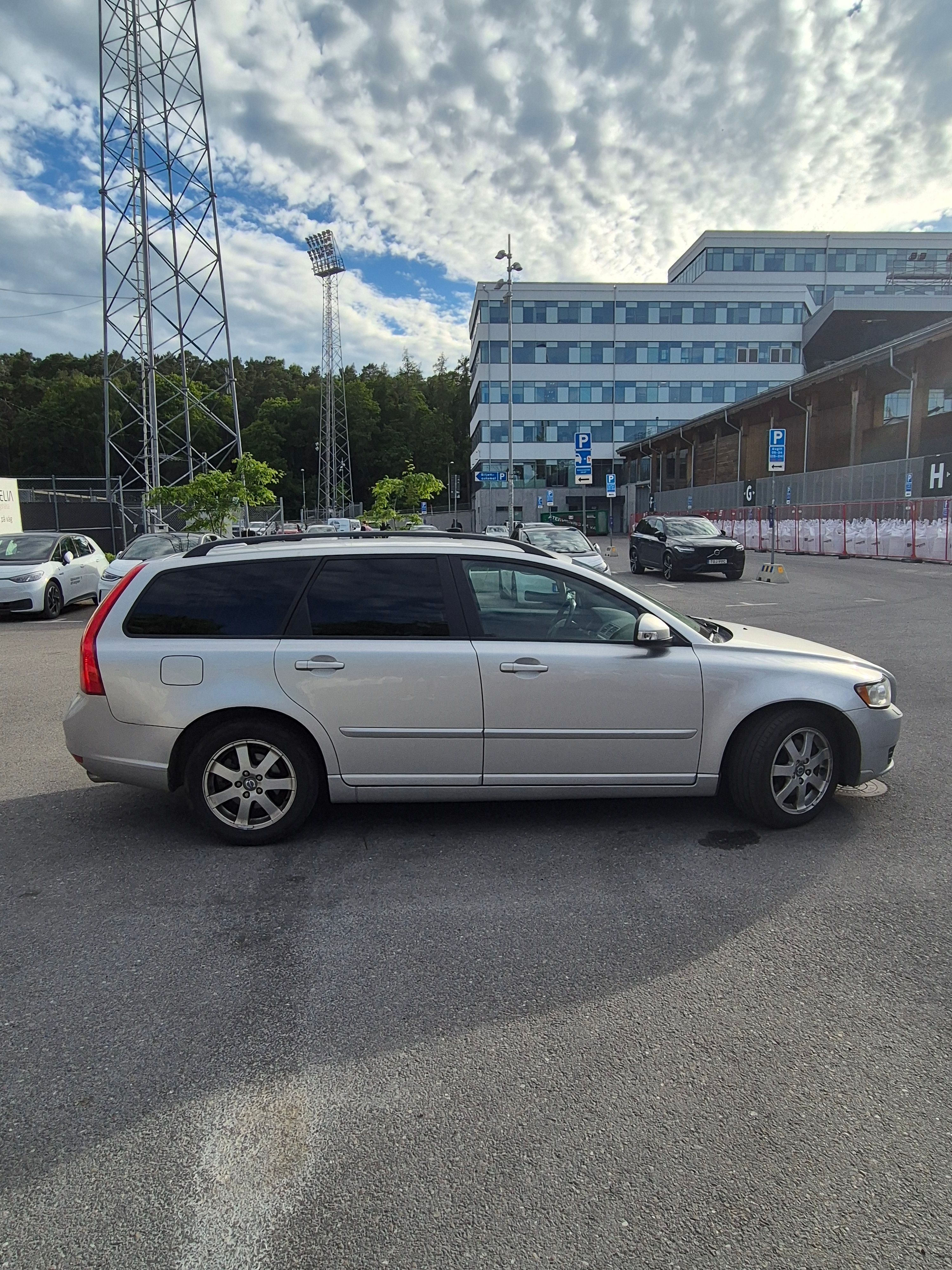Volvo V50 D4 Geartronic 2011, photo 5/6