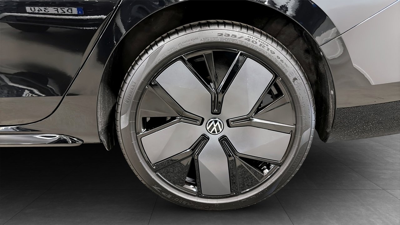 Volkswagen Passat 2025, bild 7/13