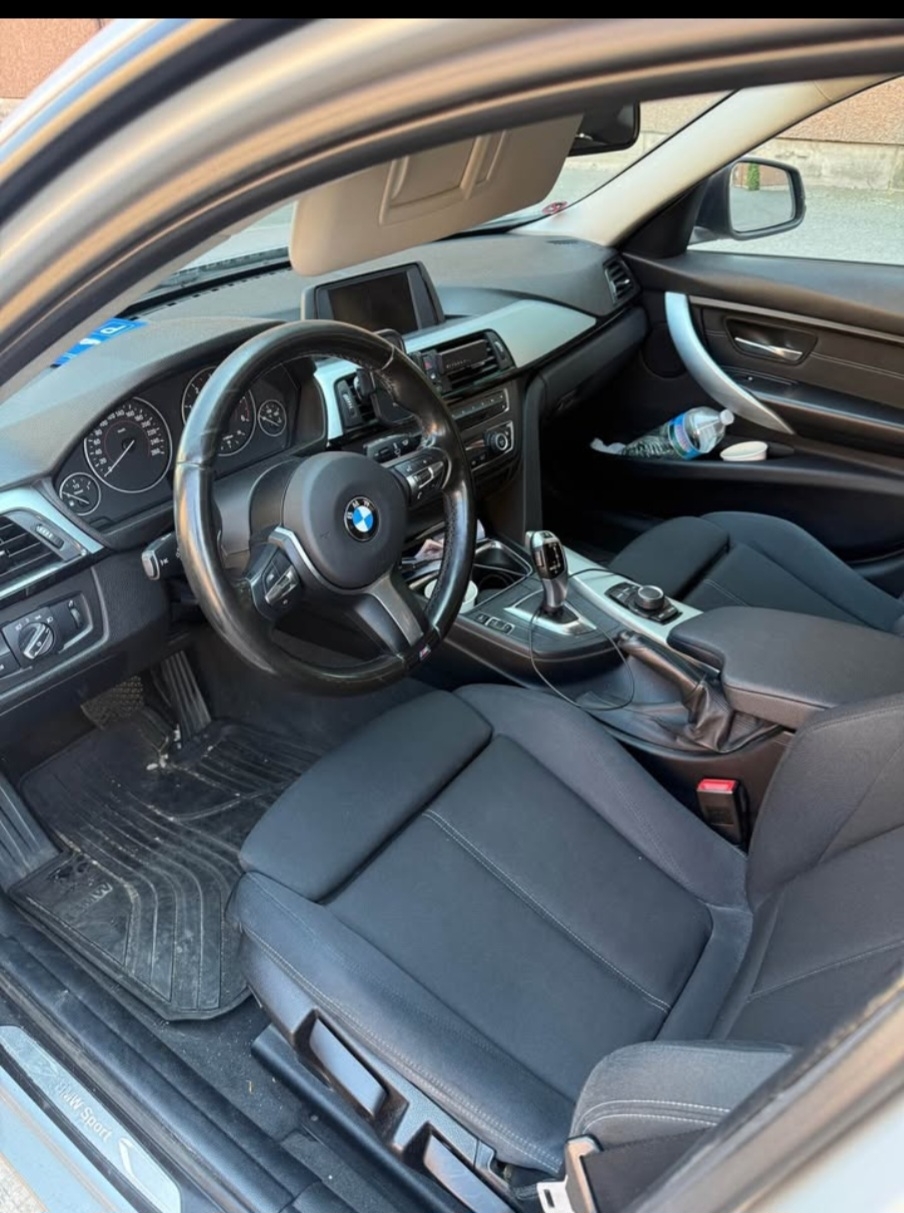 BMW 318 d Touring Steptronic 2015, photo 3/5