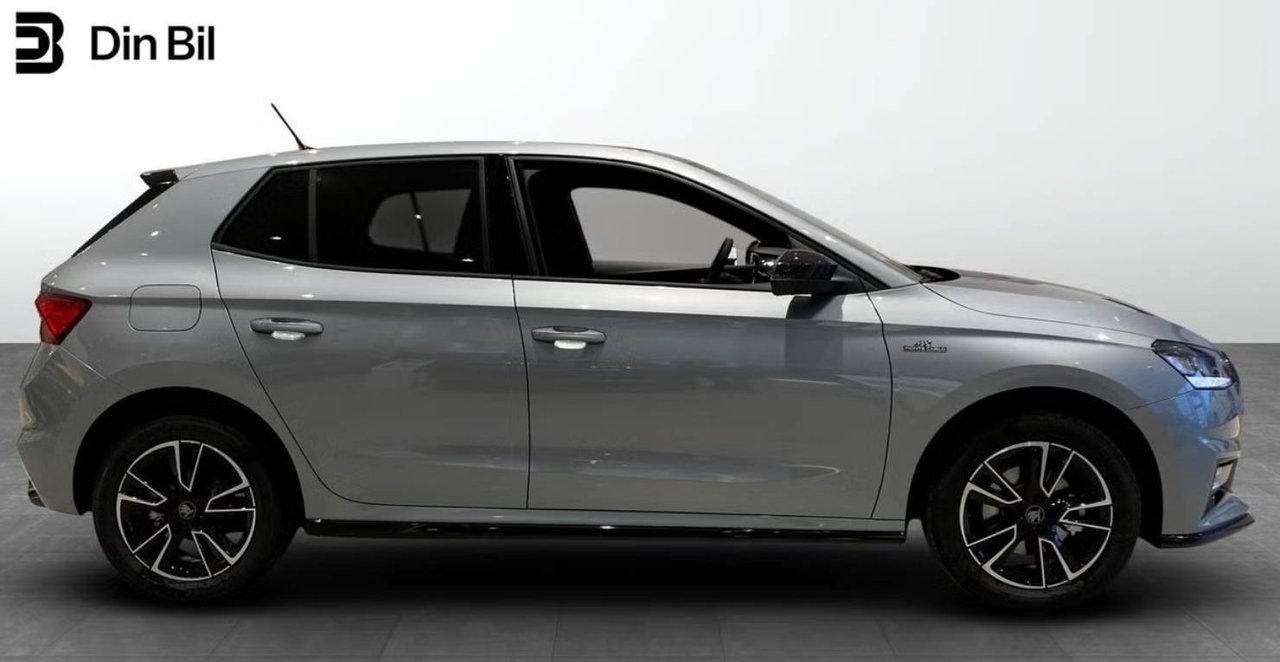 Skoda Fabia 2.295kr/mån 1.0 116hk DSG 2027, bild 2/4