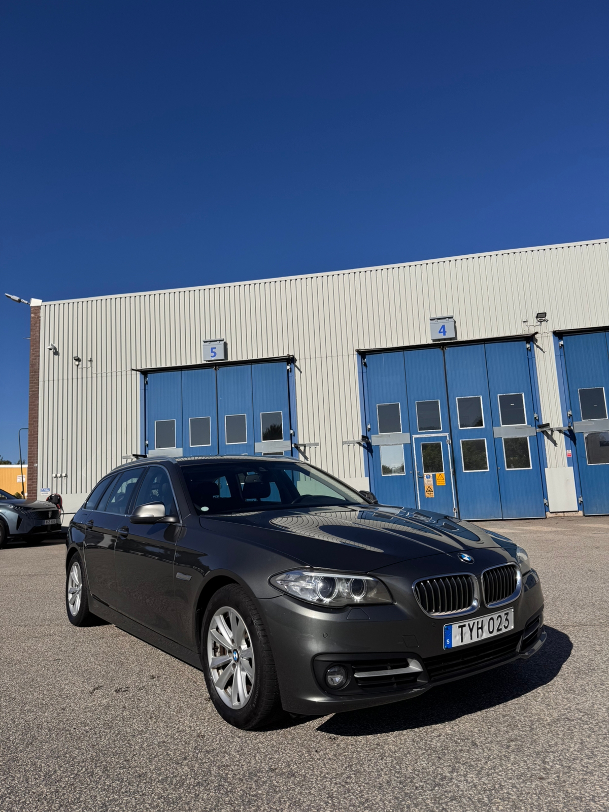 BMW 520