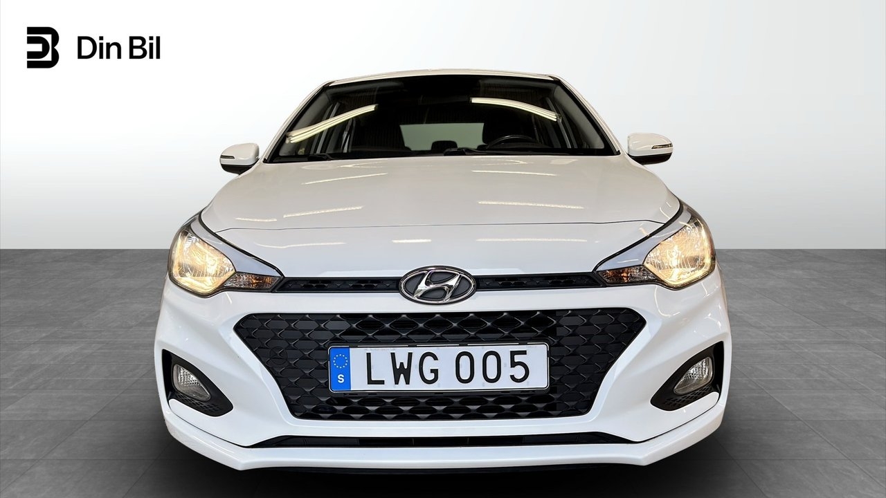 Hyundai i20 1.2 Comfort 75hk 2018, bild 4/16