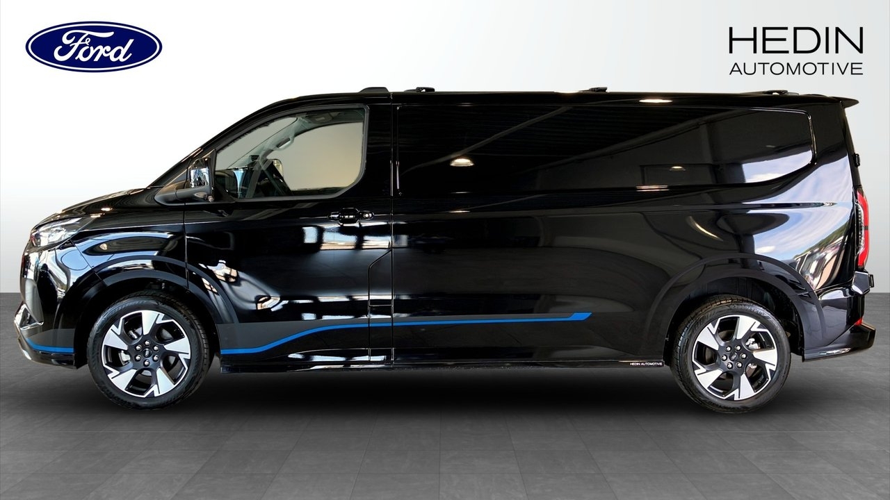 Ford E-Custom Sports van 2026, bild 6/10