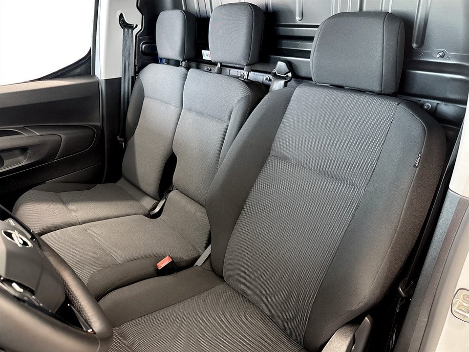 Opel Combo 1.5 BlueHDi 130hk Aut L2 2025, bild 7/10