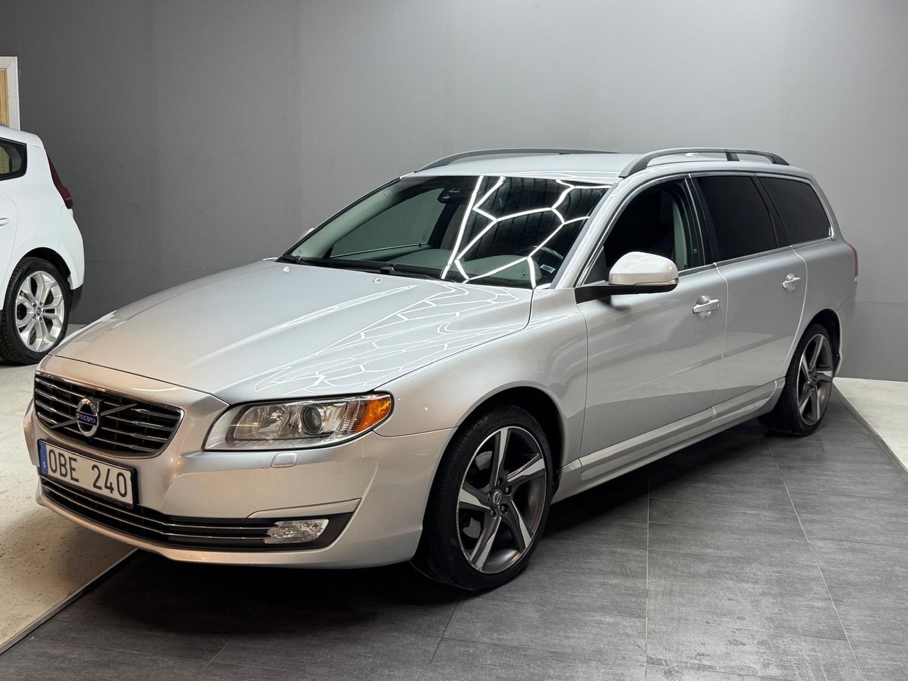 Volvo V70 2014, kuva 3/10