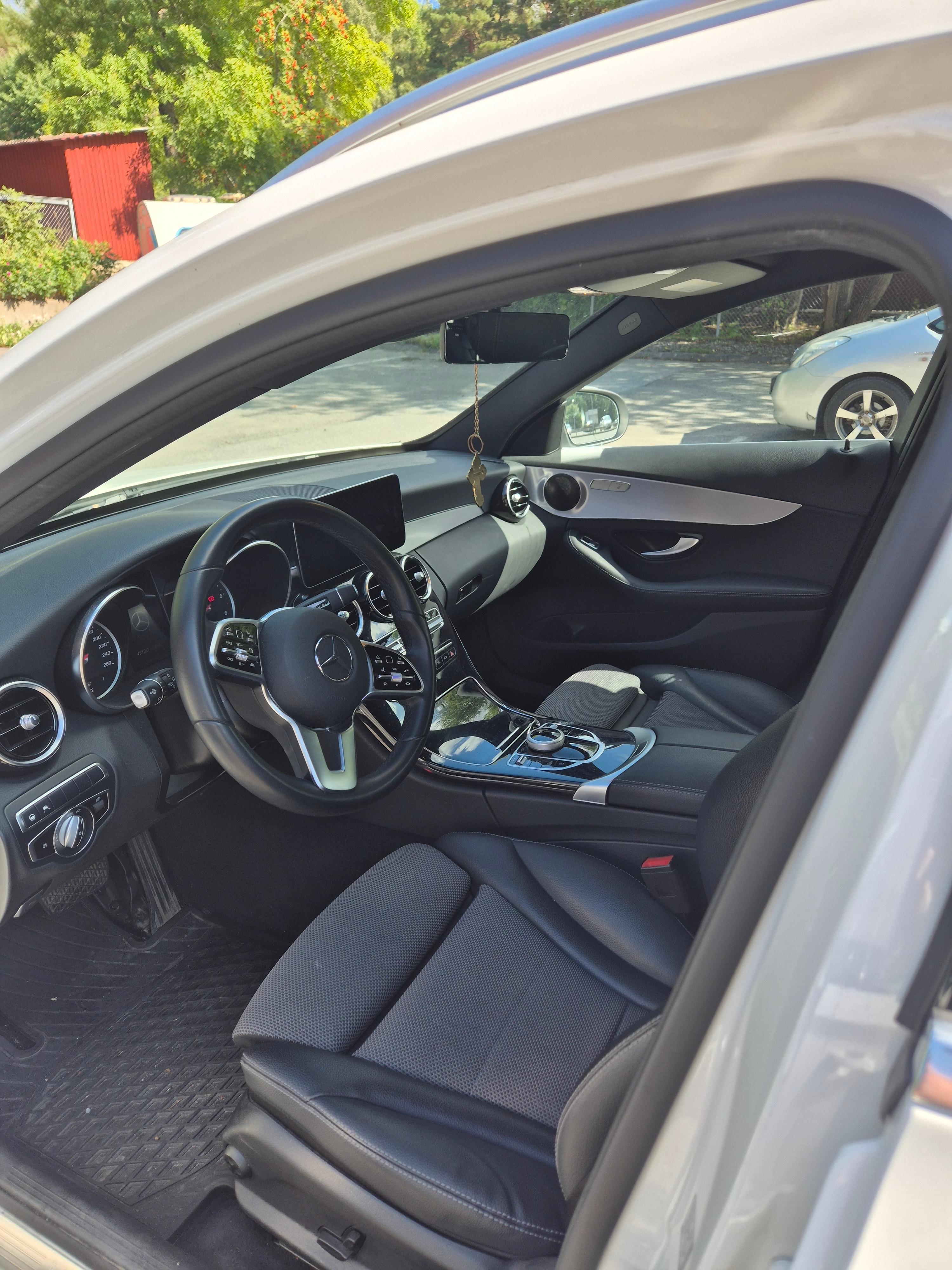 Mercedes-Benz C 220 T d 9G-Tronic 2021, photo 6/10