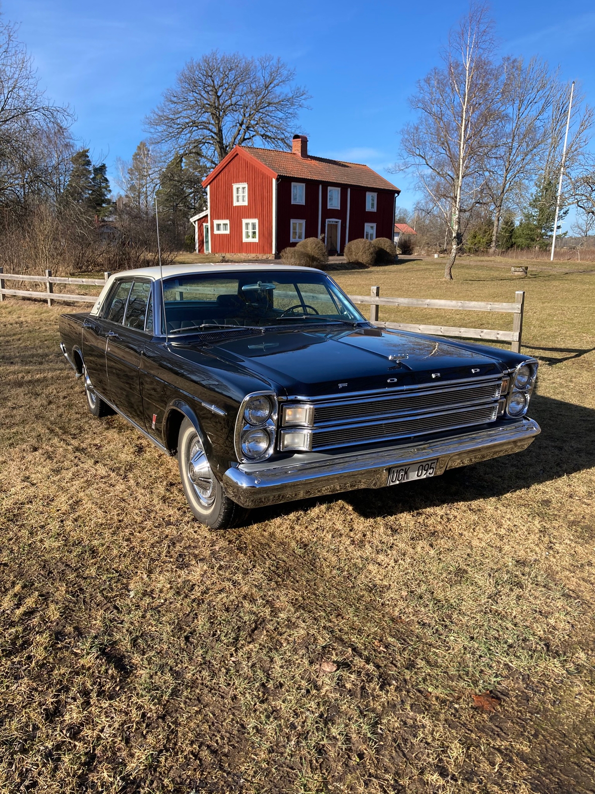 Ford LTD 4-dörrars Hardtop 6.4 V8 1966, bild 5/5