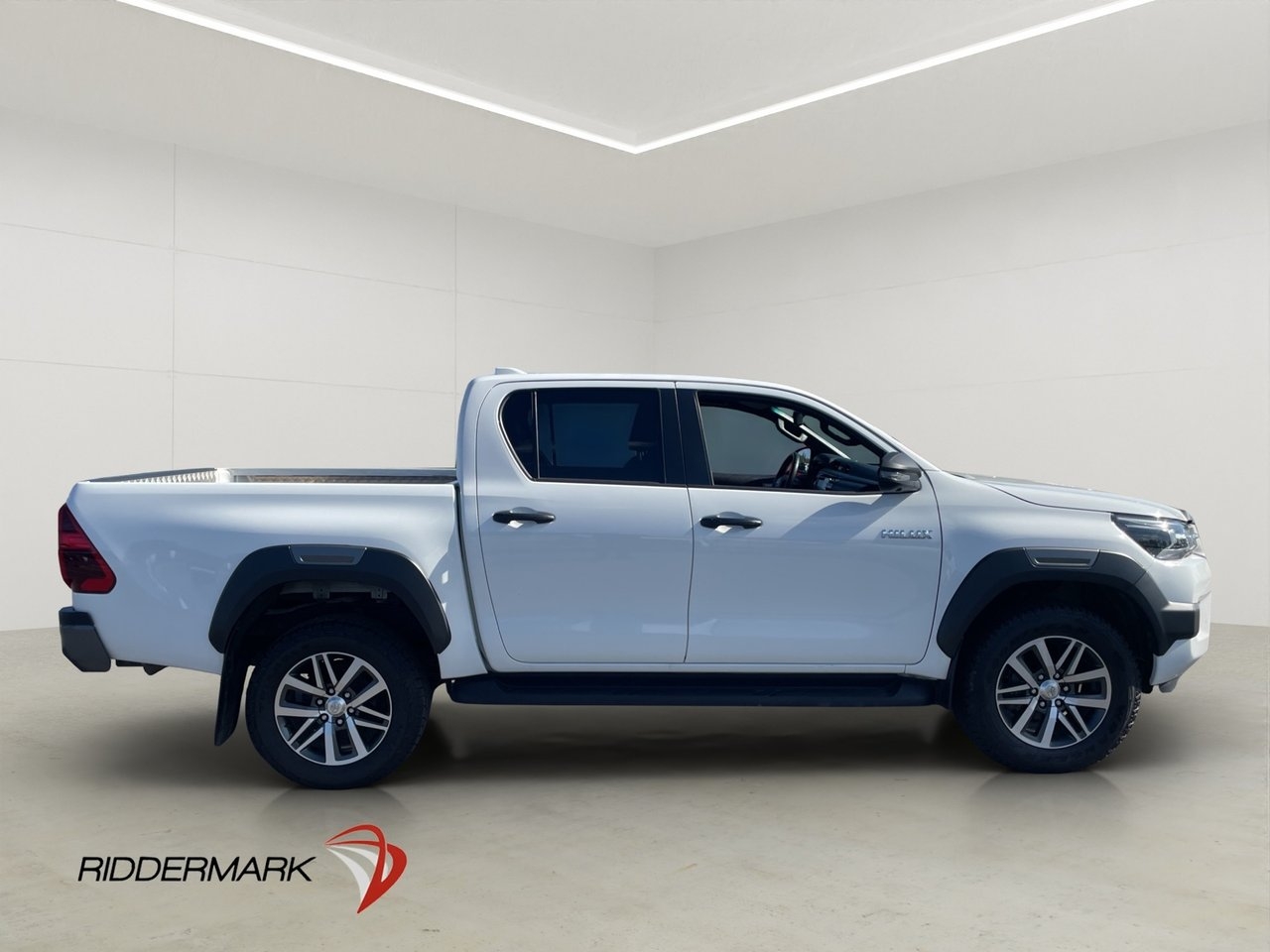 Toyota HiLux 2024, bild 2/33