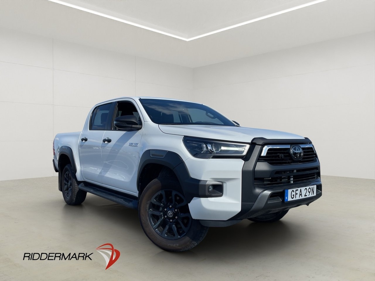 Toyota HiLux 2024, kuva 3/32