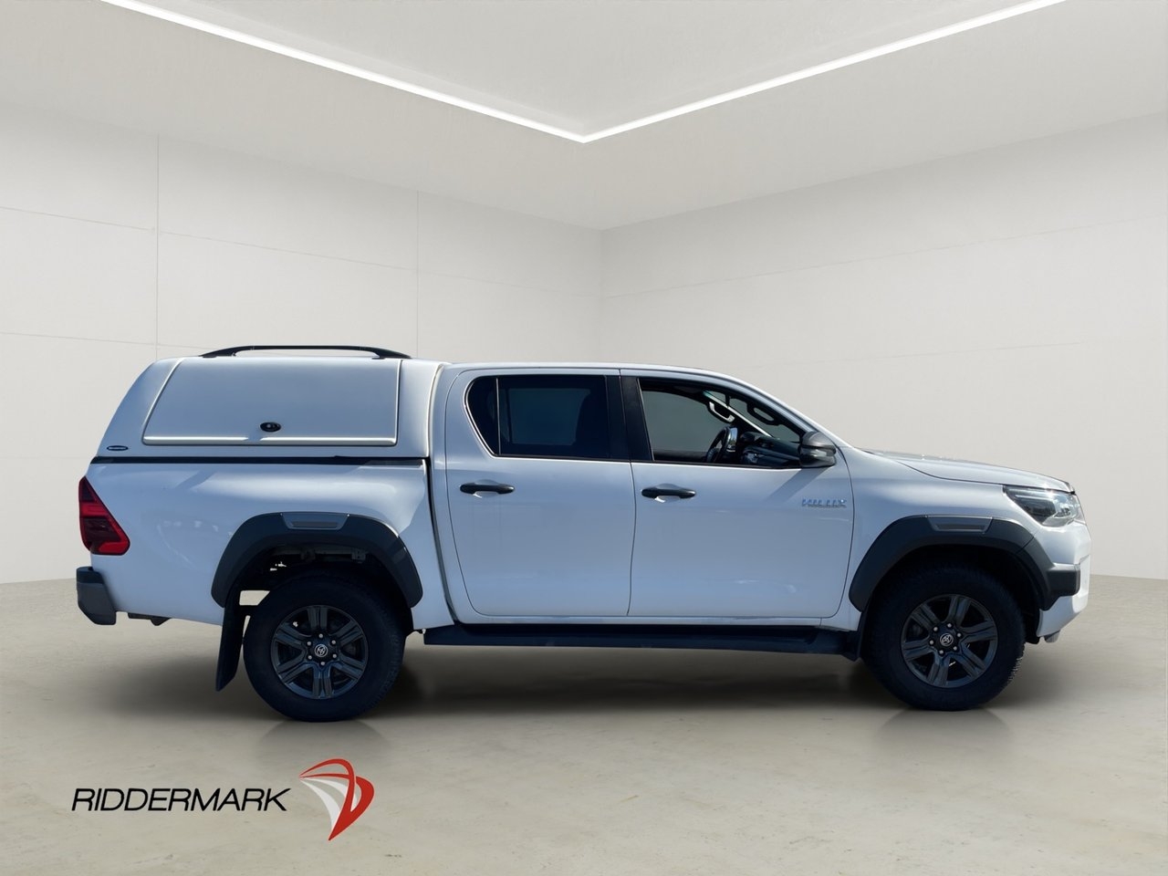 Toyota HiLux 2021, bild 2/34