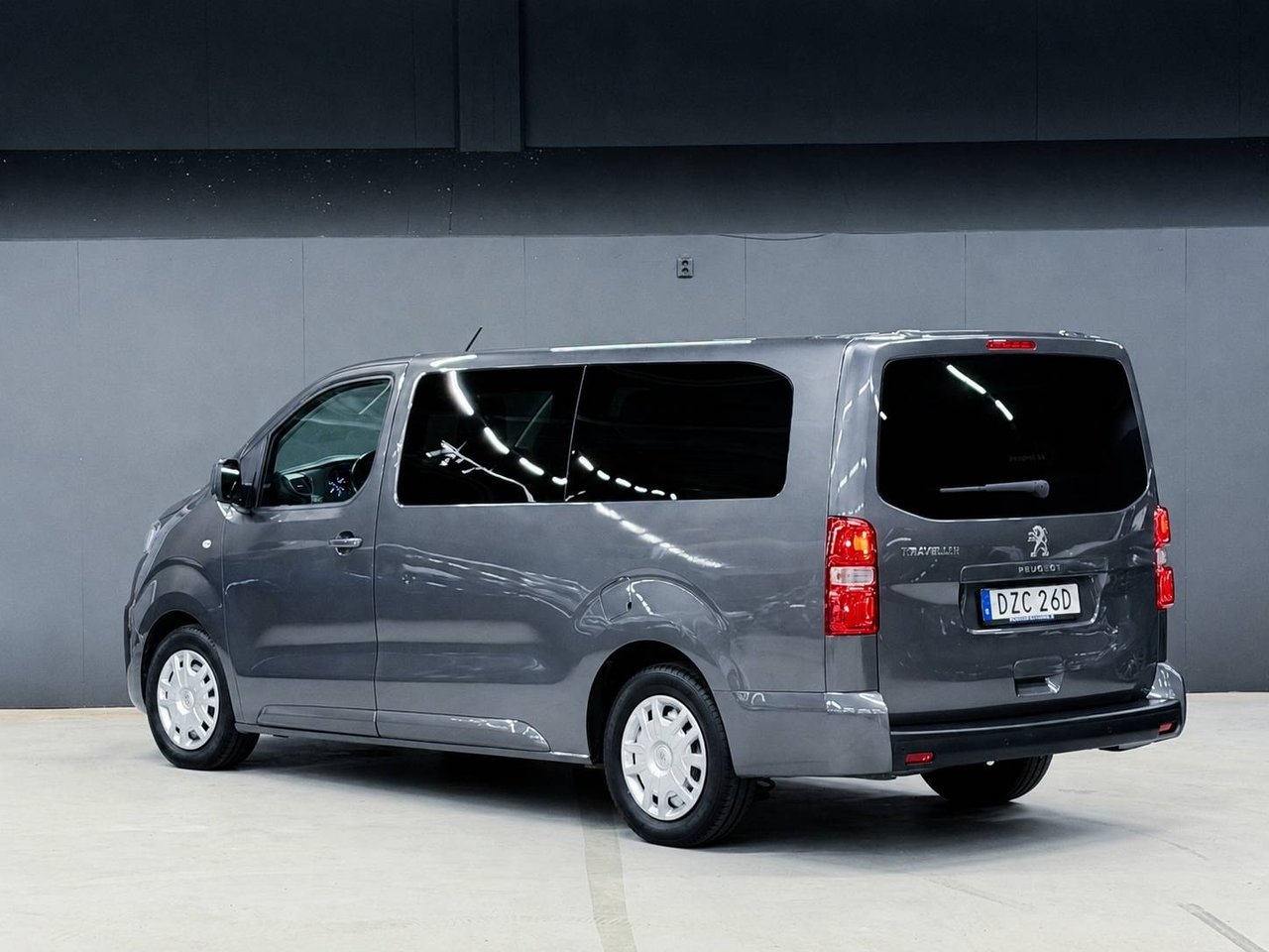 Peugeot Traveller 2021, kuva 3/10