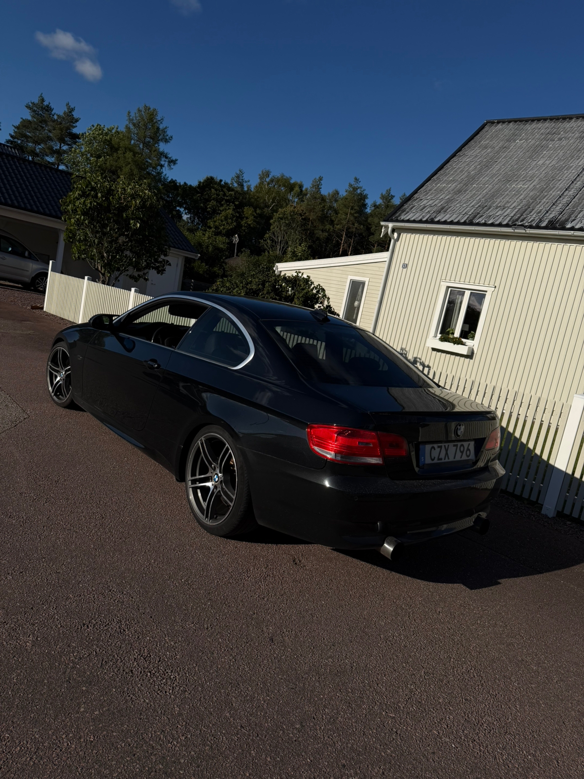 BMW 335 i Coupé Steptronic 2007, photo 2/3
