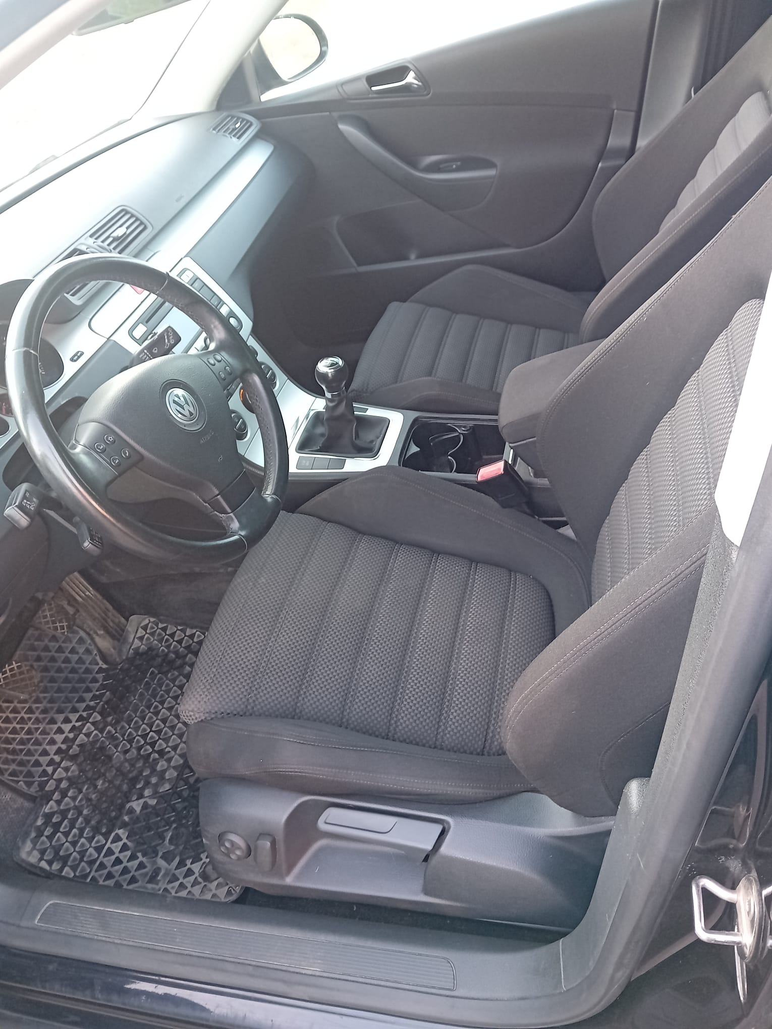 Volkswagen Passat 2008, bild 3/6