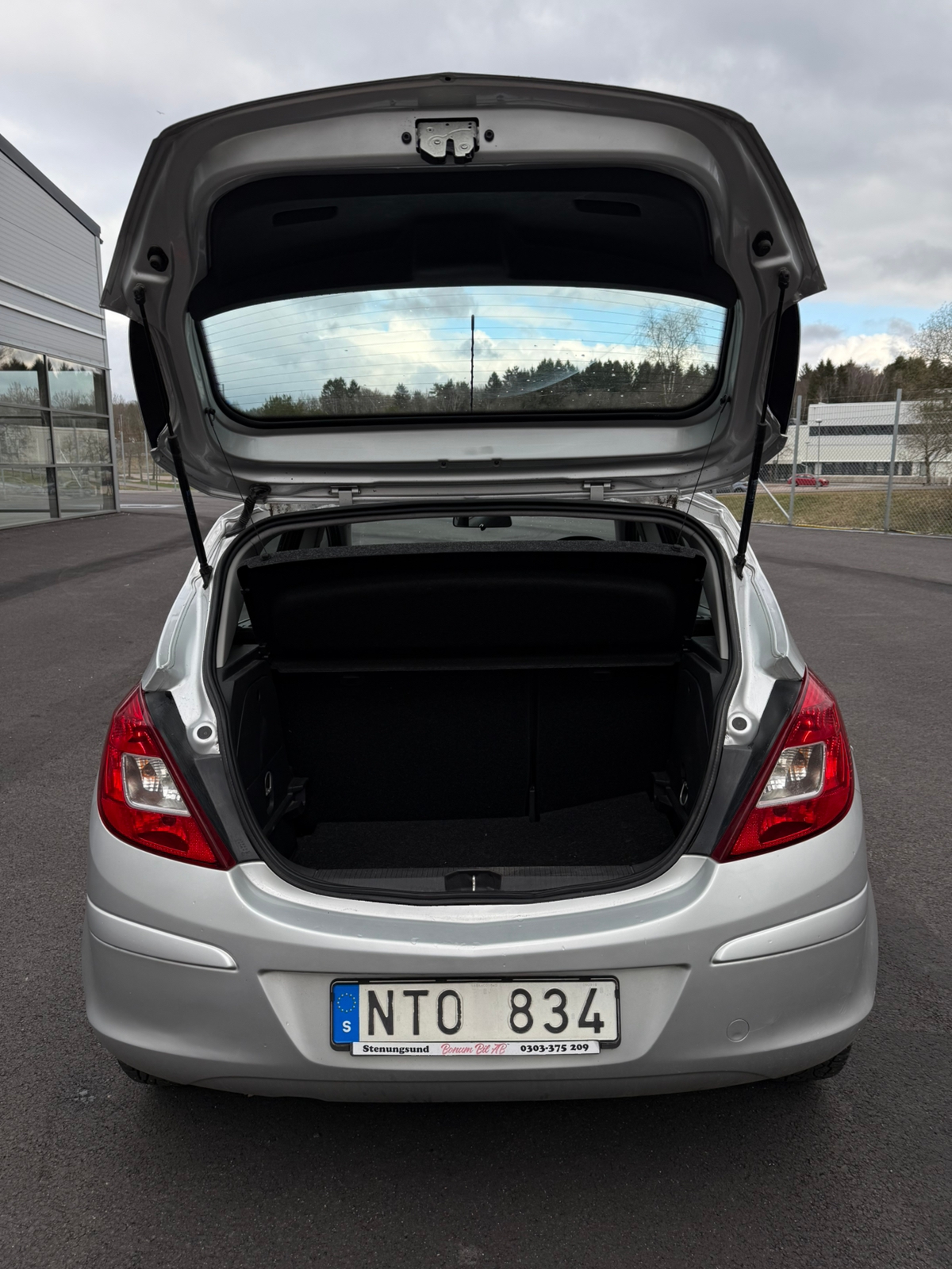 Opel Corsa 5-dörrar 1.2 Twinport Manuell 2010, kuva 5/10