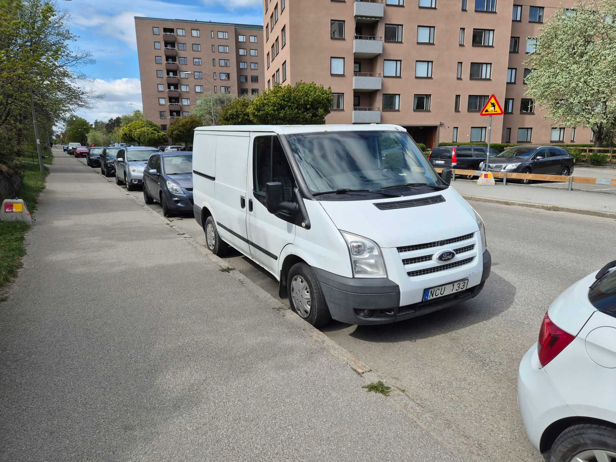 Ford Transit T260 2.2 TDCi Manuell 2013, bild 2/4