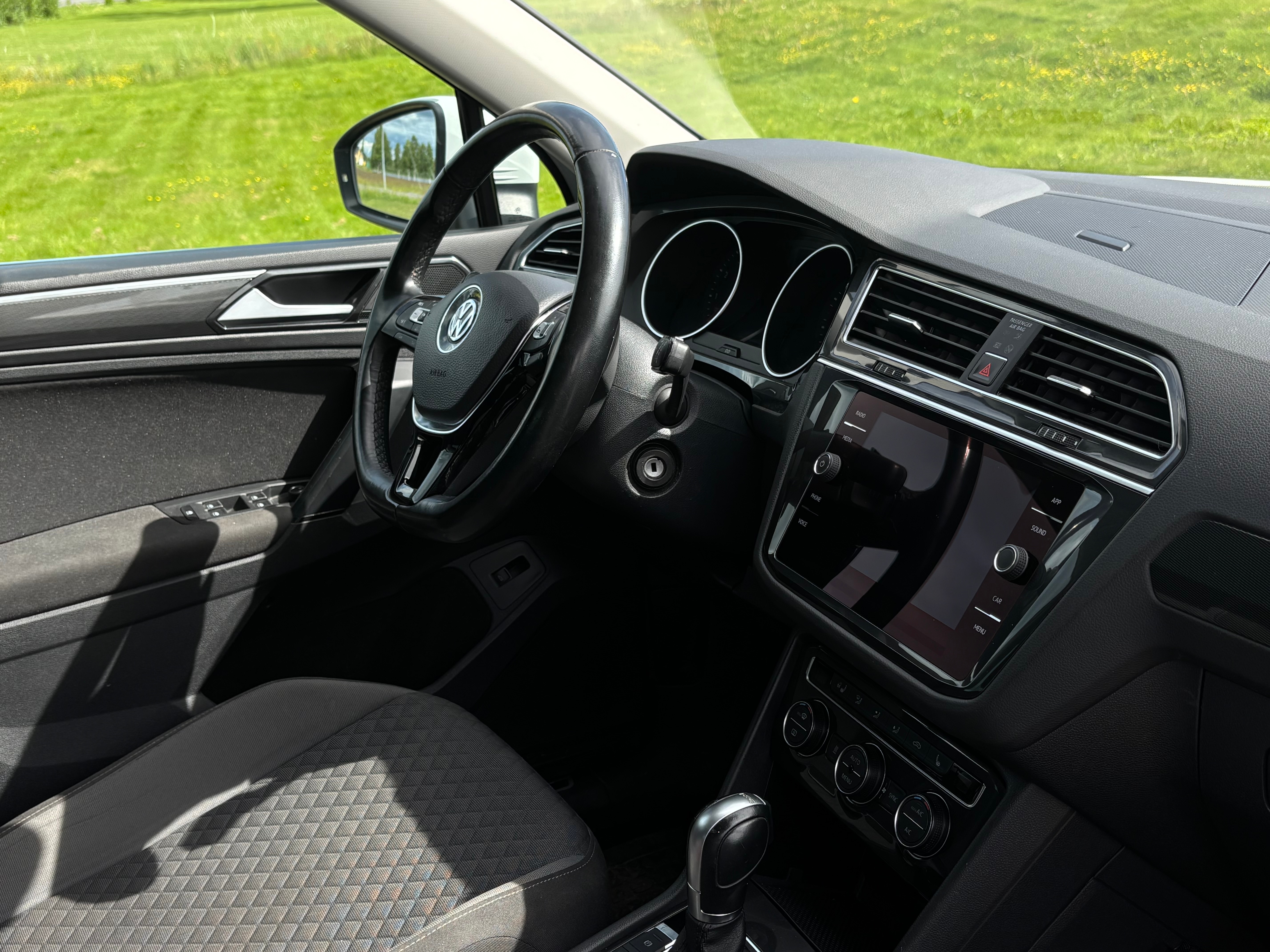 Volkswagen Tiguan 2018, bild 4/6