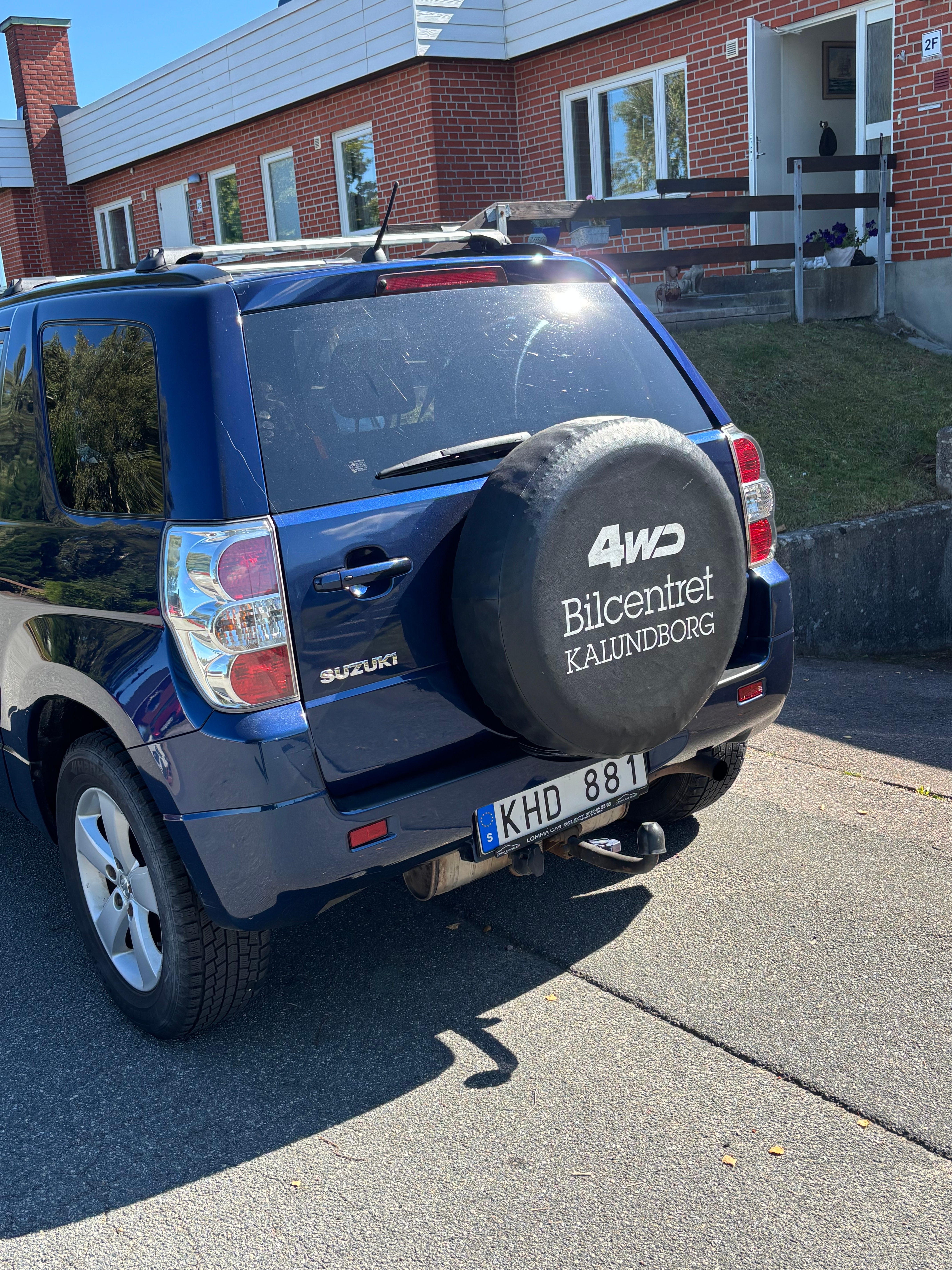 Suzuki Grand Vitara 2010, bild 2/4