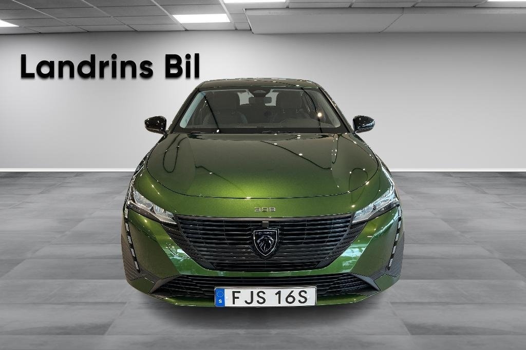 Peugeot 308 1.2 PureTech 110 hk 2022, bild 2/10