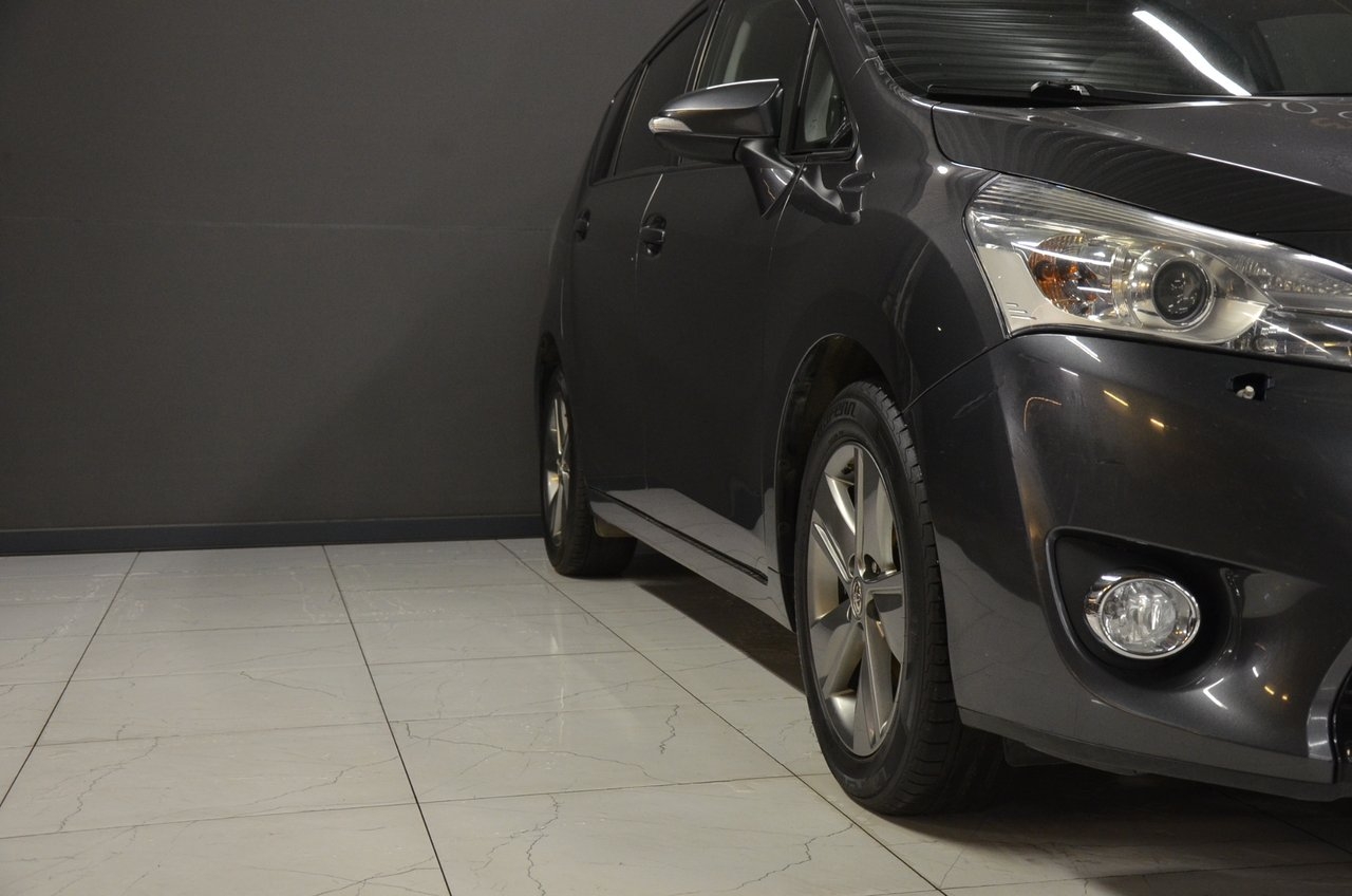 Toyota Verso 1.6 Edition 2014, kuva 2/10