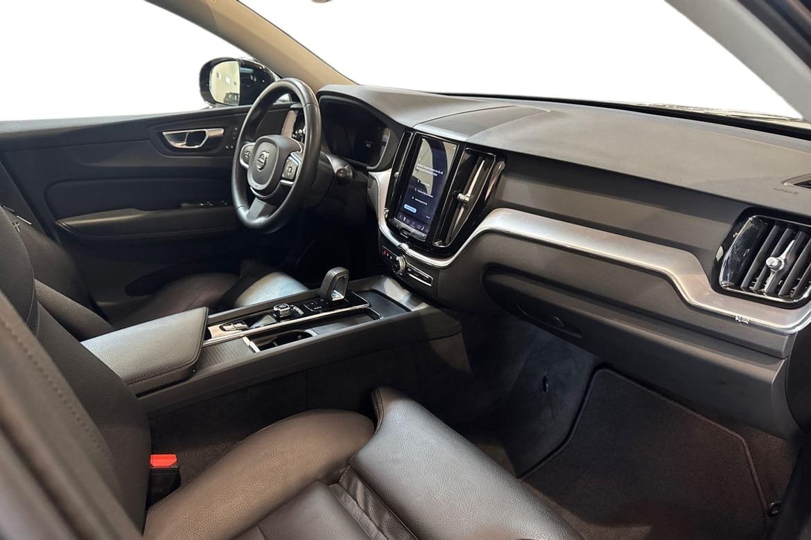 Volvo XC60 2022, bild 7/10