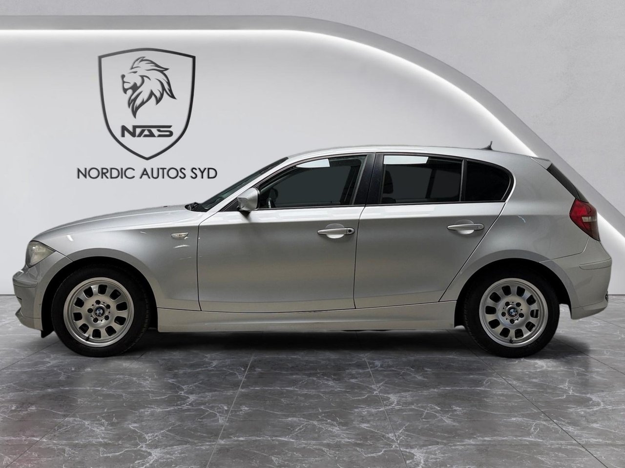 BMW 118 2011, bild 3/10