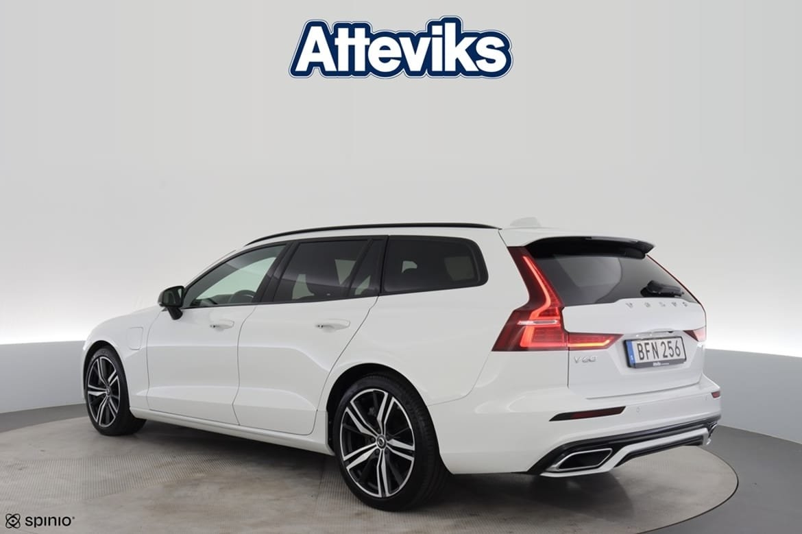 Volvo V60 T6 AWD R-design 340 hk 2021, bild 5/10