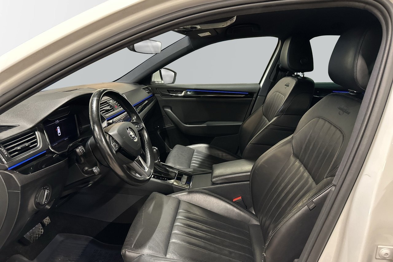 Skoda Superb 2019, bild 5/6