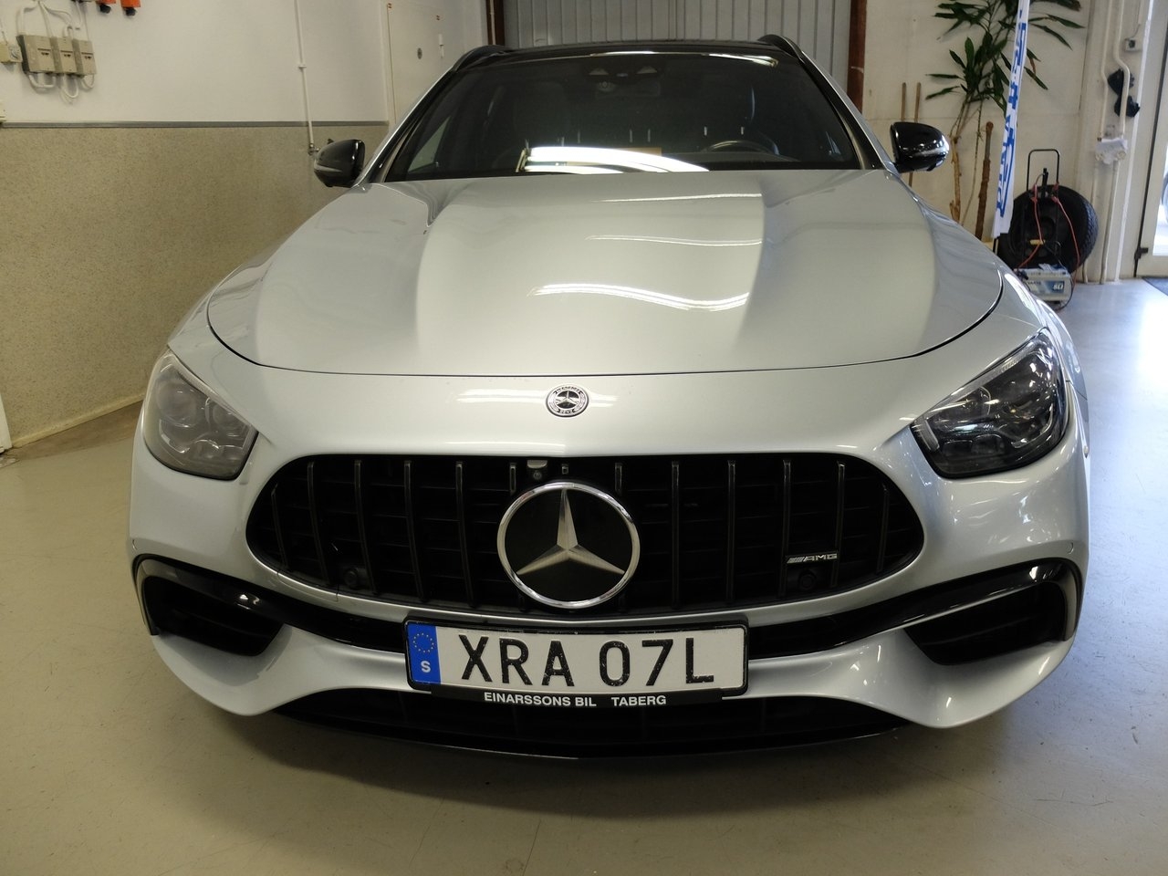 Mercedes-Benz E 2023, bild 2/10